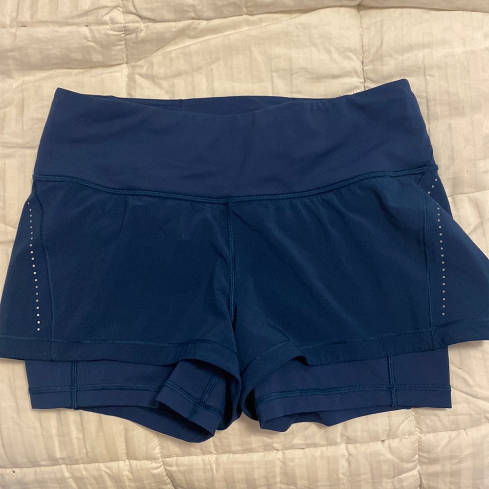 lululemon shorts size 4